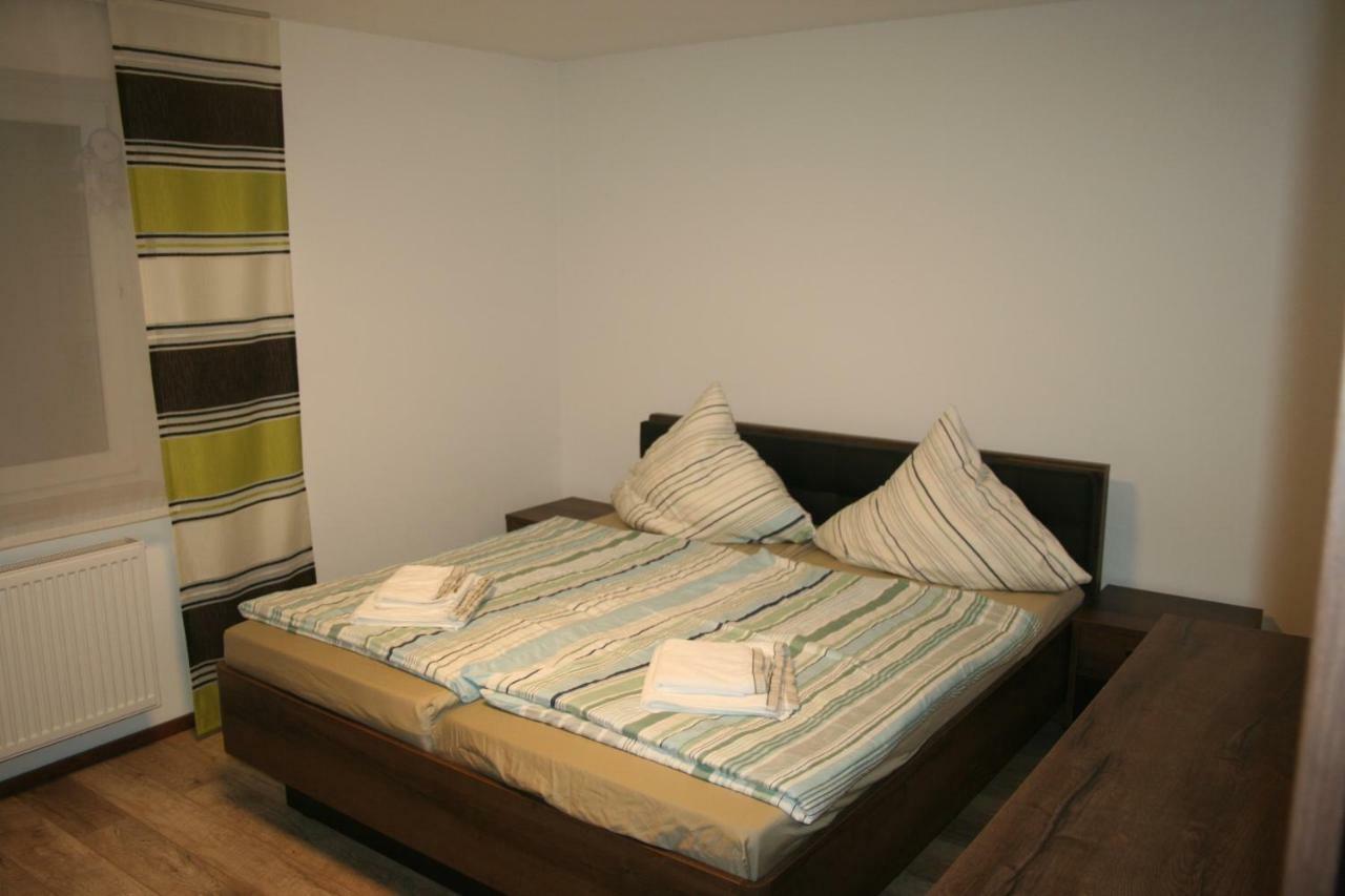 Privat Unterkunft Schreiber Winterbach  外观 照片